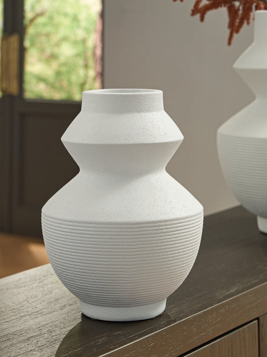 Naveen Vase